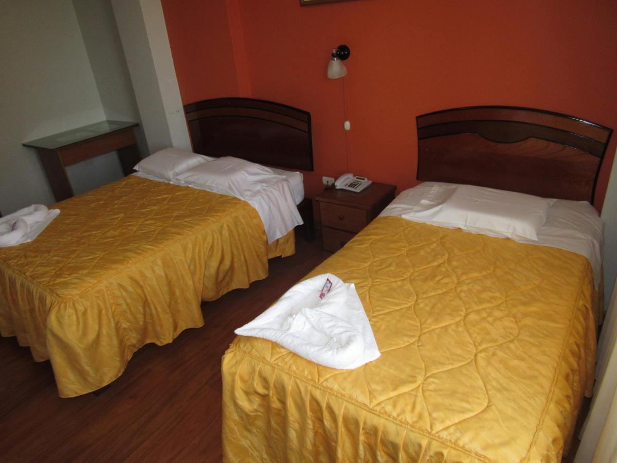 Hotel Bolivar タクナ エクステリア 写真